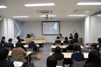 bijutsushigakkai 全発表終了後の質疑応答の様子