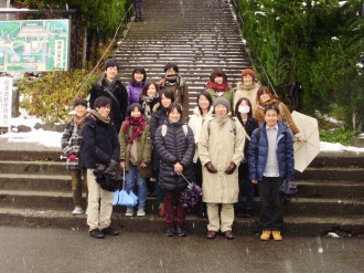学外演習2012_1 会津若松市飯盛山にて