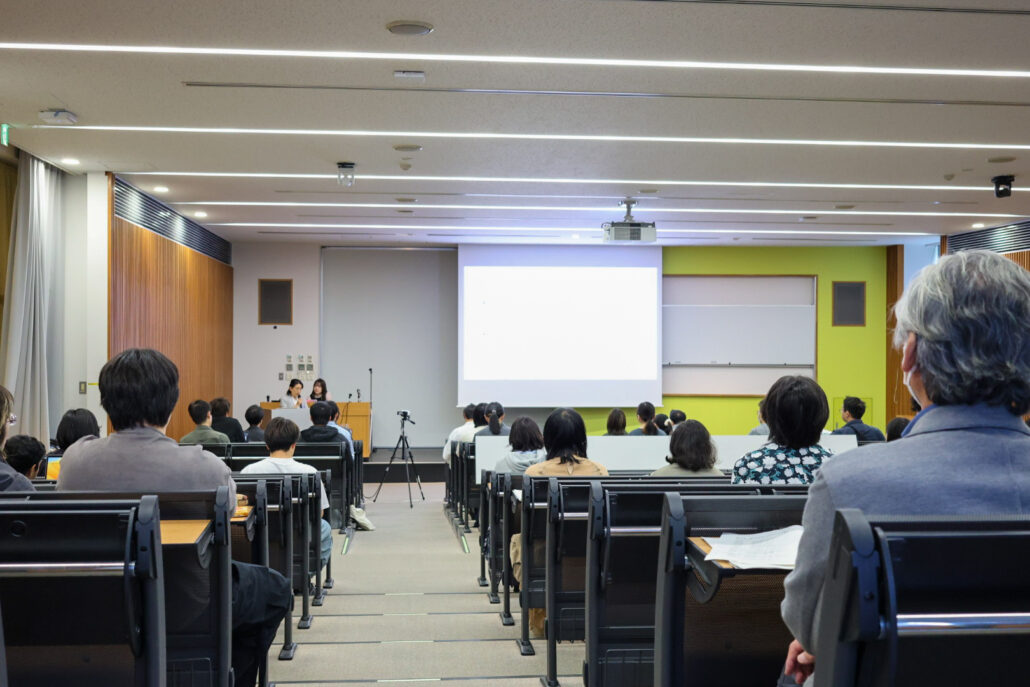 第1部（開会挨拶、学位、教育、入試についての説明）の様子
