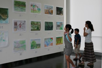 アート・デイキャンプ展覧会の様子