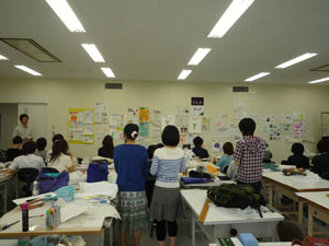 デザイン基礎演習・中間発表1 デザイン基礎演習・中間発表