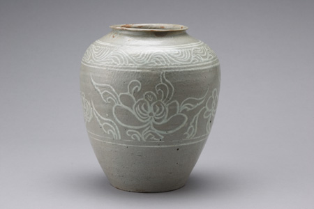 Vase Buncheong Gray w/ Inlaid Lotus