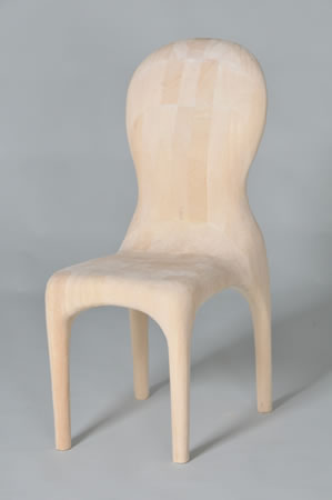 椅子が親密に感じられる椅子