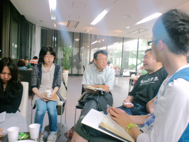 20100611-議論!.JPG 20100611-議論!.JPG