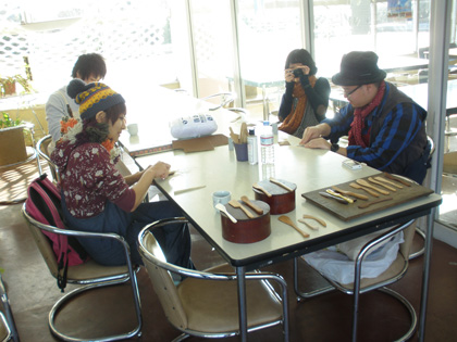 20110304-バターナイフ作業.jpg 20110304-バターナイフ作業.jpg